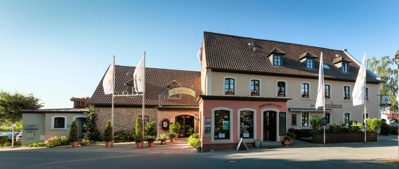 Akzent Hotel Franziskaner Dettelbach Luaran gambar